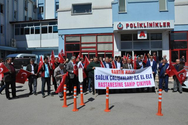 Bartın'da başhekim protesto edildi