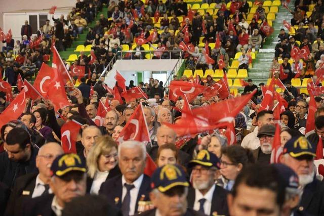 Ev hayaliyle kura &ccedil;ekim t&ouml;renine gelen vatandaşlar heyecan dolu anlar yaşadılar 4