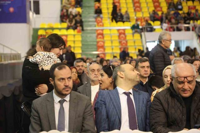 Ev hayaliyle kura &ccedil;ekim t&ouml;renine gelen vatandaşlar heyecan dolu anlar yaşadılar 2