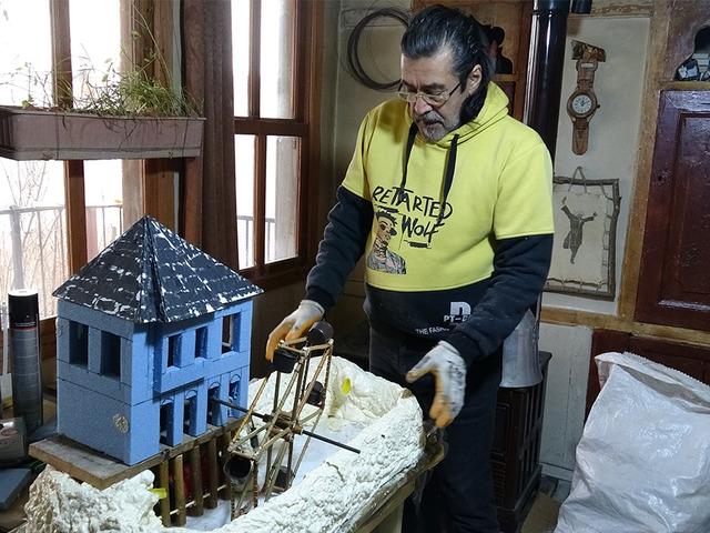 15 yıllık sanat yolculuğu: Oyuncak yapmakla başladı