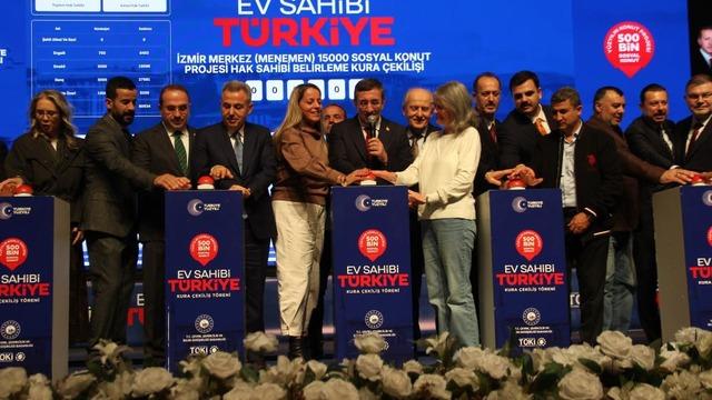 İzmir'de 21 bin konutun kurası çekildi