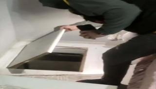 Firari h&uuml;k&uuml;ml&uuml;, yatak altındaki gizli b&ouml;lmede yakalandı