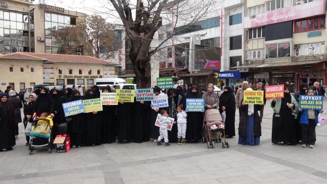Gaziantep te ABD ve İsrail in İran a y&ouml;nelik saldırıları protesto edildi 2