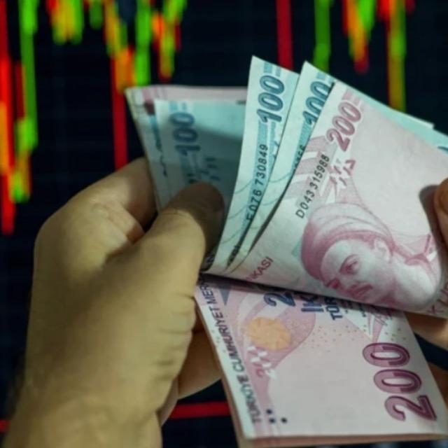 K&uuml;&ccedil;&uuml;k yatırımcıya sosyal medya tuzağı: 180 milyonu cebe indirdiler