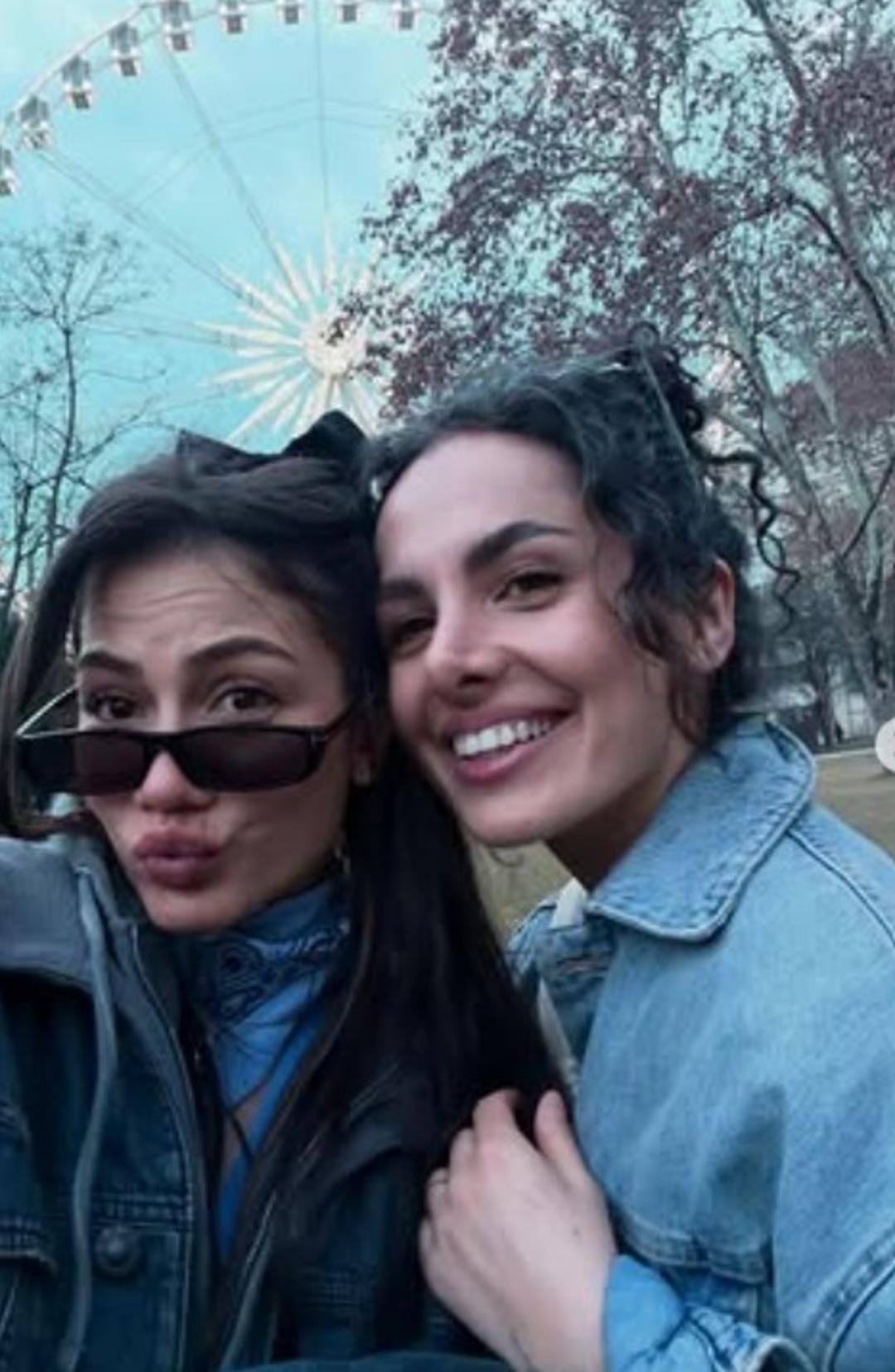 Eşref R&uuml;ya nın Nisan ı Demet &Ouml;zdemir in yeni rotası belli oldu! Son pozlarına beğeni yağdı  3