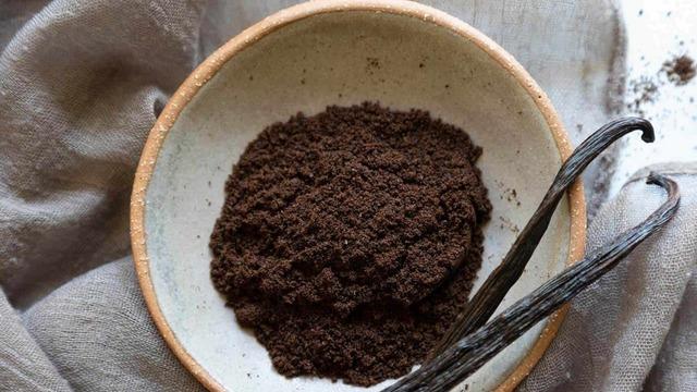 Altın bile yanında ucuz kalıyor: Gramı binlerce liraya &ccedil;ıkıyor! Fiyatlar dudak u&ccedil;uklatıyor 