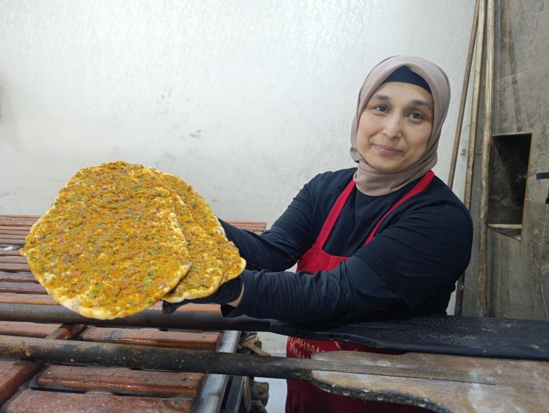 Yaptığı mesleği g&ouml;renler  Abla bu iş erkek işi  diyor 1