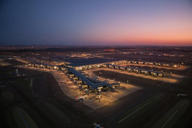 Şubatta havayoluyla seyahat edenlerin sayısı 45 ilin n&uuml;fusunu aştı! 4