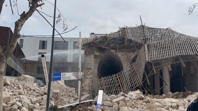 Malatya da cami inşaatında g&ouml;&ccedil;&uuml;k; 1 yaralı 2