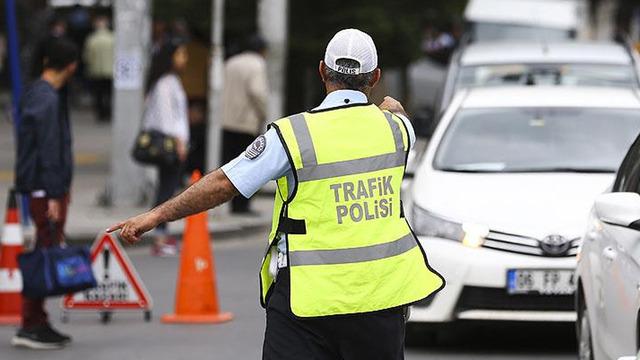 Trafikte hız kuralları sil baştan! '9 kademeli ceza sistemi'