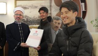 Bisikleti bozulan Japon gezgin Gaziantep'te M&uuml;sl&uuml;man oldu