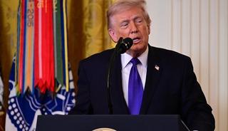 Trump a&ccedil;ıkladı: 'İran &ccedil;ok ağır bir darbe alacak'