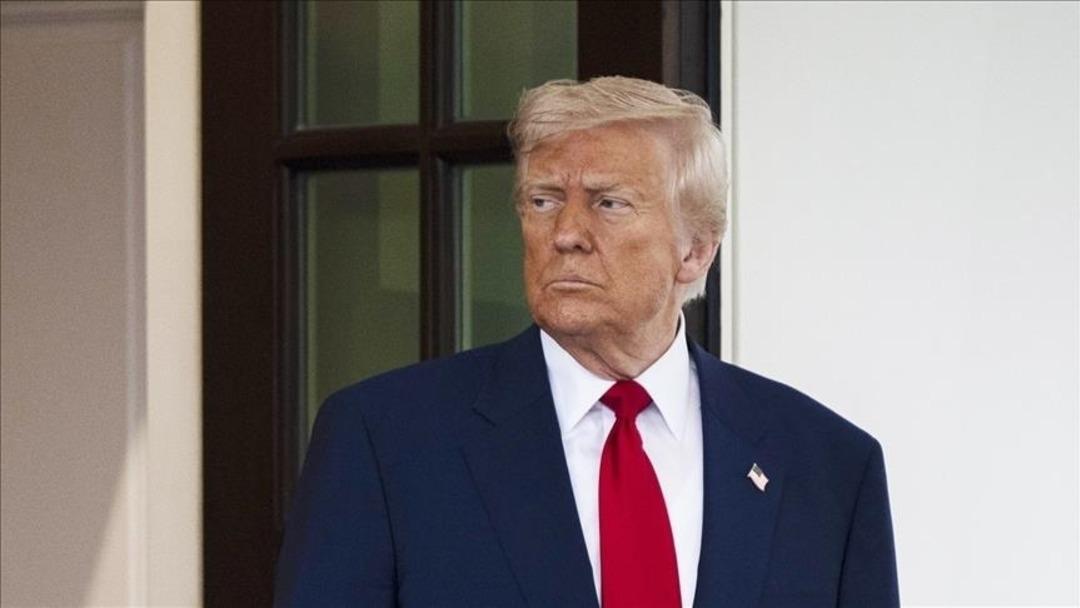Trump a&ccedil;ıkladı:  İran &ccedil;ok ağır bir darbe alacak  1