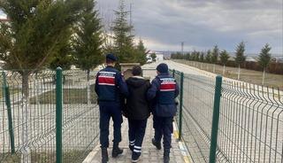 FET&Ouml; ter&ouml;r &ouml;rg&uuml;t&uuml; &uuml;yesi firari h&uuml;k&uuml;ml&uuml; yakalandı