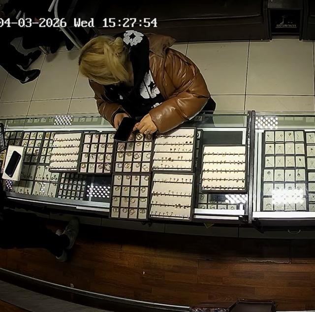 Kuyumcudaki hırsızlık kamerada 1