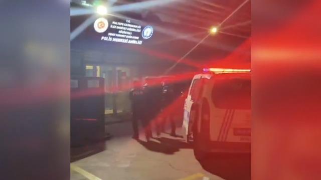 Maltepe de trafikte kavga: g&ouml;zaltına alınan 3 kişiye 540 bin lira ceza 4
