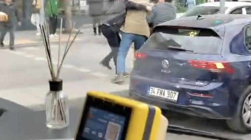 Maltepe'de trafikte kavga: g&ouml;zaltına alınan 3 kişiye 540 bin lira ceza