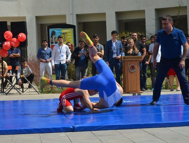 MEÜ’den ’Mersin Üniversiteliyiz ve Engellilerin Yanındayız’ etkinliği