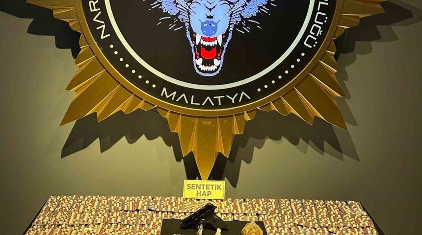 Malatya&rsquo;da uyuşturucu operasyonu: 5 g&ouml;zaltı