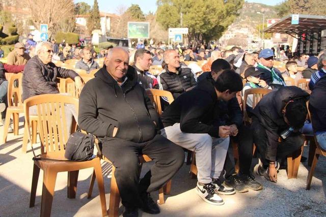 Seyirci yasağı taraftarı durduramadı 3