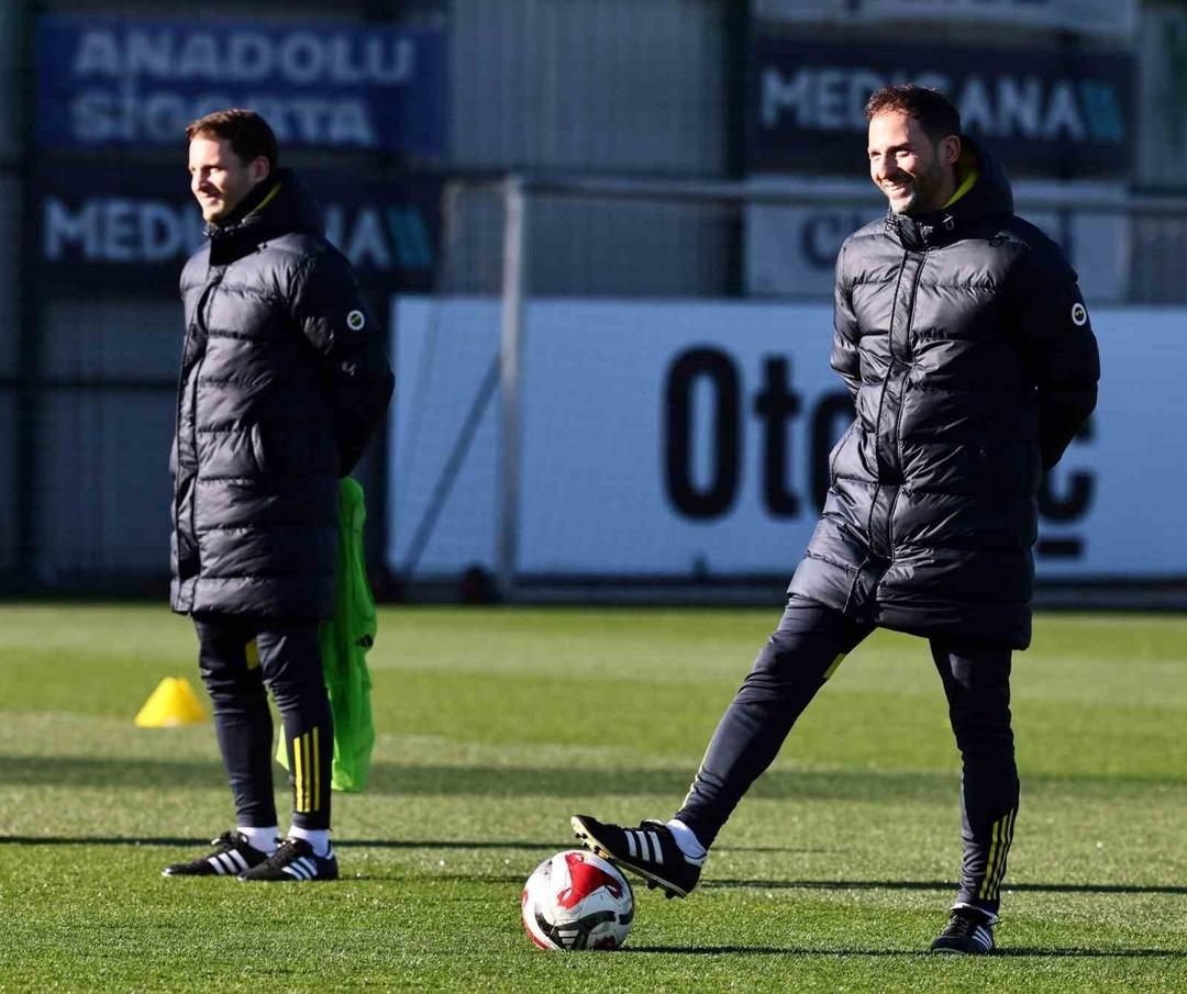 Fenerbah&ccedil;e, Samsunspor ma&ccedil;ı hazırlıklarını tamamladı 2