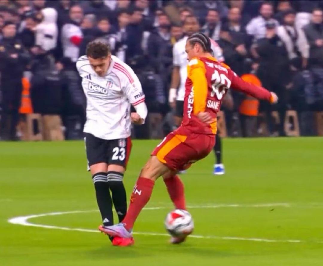 Beşiktaş tan kırmızı kart beklentisi! Leroy Sane nin pozisyonuna tepkiler dinmiyor 1