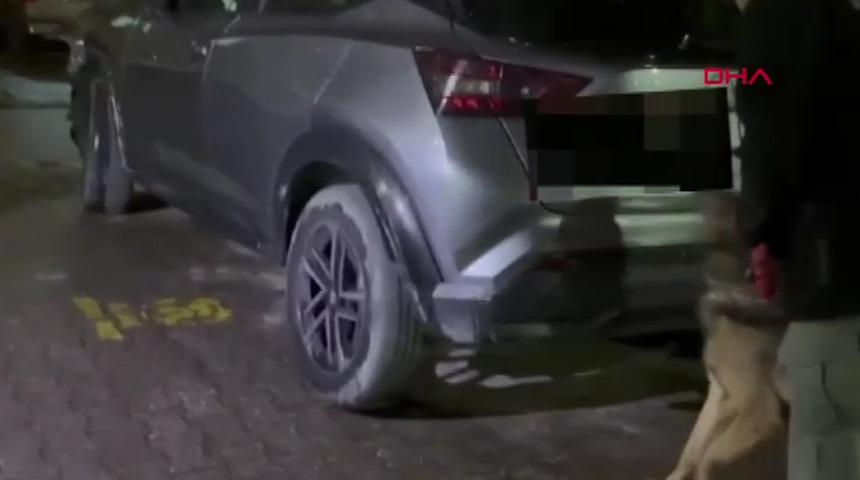 Sakarya'da dur ihtarına uymayan cipte uyuşturucu ele ge&ccedil;irildi