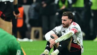 Canlı yayında çılgına döndüler! Beşiktaş'ın yıldızlarından büyük tepki: Bir şeyler dönüyor...