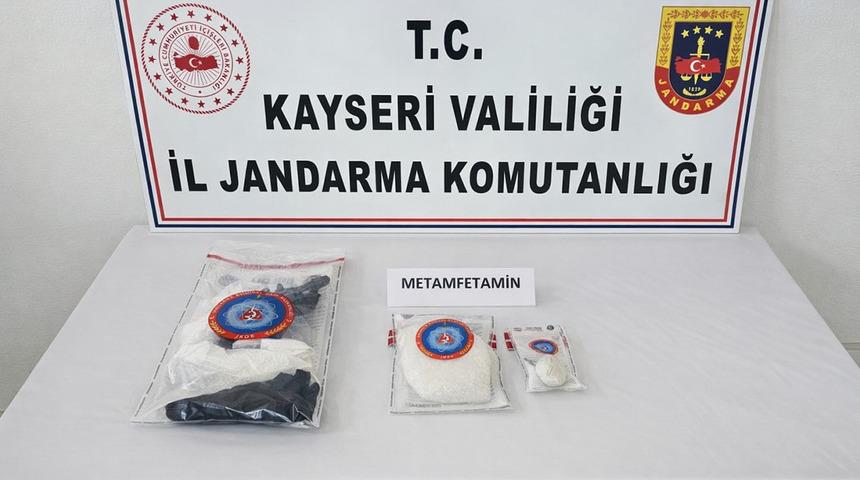 Kayseri'de uyuşturucu operasyonu! G&ouml;zaltına alındı