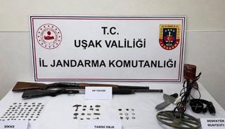 Uşak'ta 63 tarihi sikkeyle yakalandı