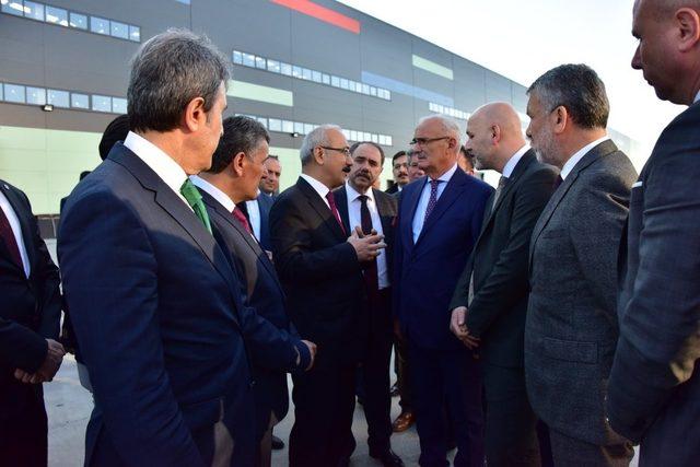 Bakan Elvan, Samsun Lojistik Merkezi’ni inceledi