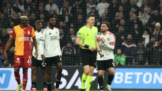 Galatasaray, Beşiktaş ile oynadığı son 5 derbide 4 kırmızı kart gördü
