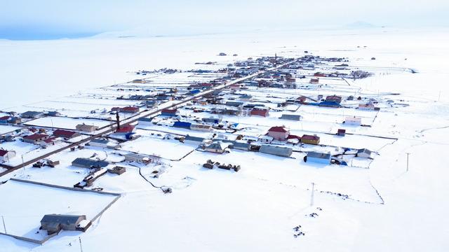 Kars'ta karla beyaza bürünen köyler dronla görüntülendi