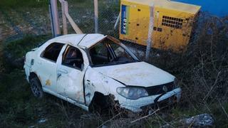 Balıkesir'de otomobil dere yatağına devrildi: 5 yaralı