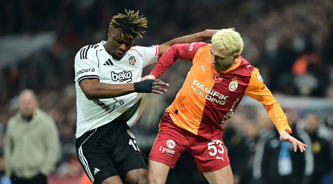 Galatasaray taraftarından o s&ouml;zlere tepki: Kazanmayı hak etmediler!