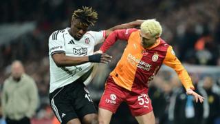 Galatasaray taraftarından o sözlere tepki: Kazanmayı hak etmediler!