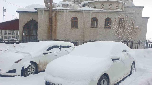 Başkale&rsquo;de kar yağışı 1