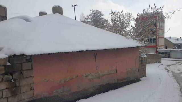 Başkale&rsquo;de kar yağışı 3