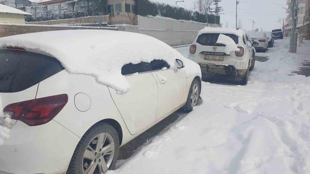 Başkale&rsquo;de kar yağışı 4