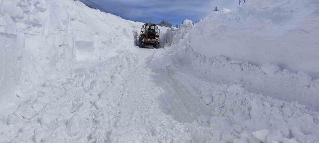 Başkale&rsquo;de kar yağışı 9