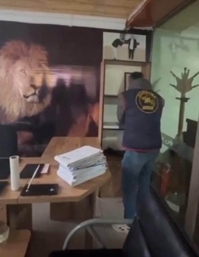 Aydın&rsquo;da &rsquo;Kara Defter&rsquo; &ccedil;etesine operasyon: 4 tutuklama 5