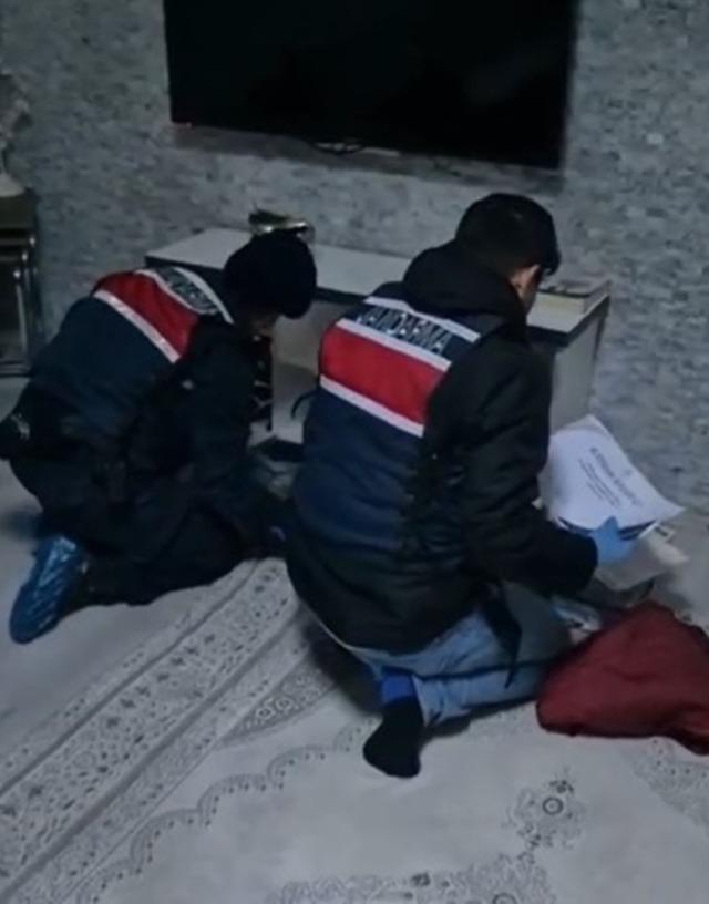 Aydın&rsquo;da &rsquo;Kara Defter&rsquo; &ccedil;etesine operasyon: 4 tutuklama 3
