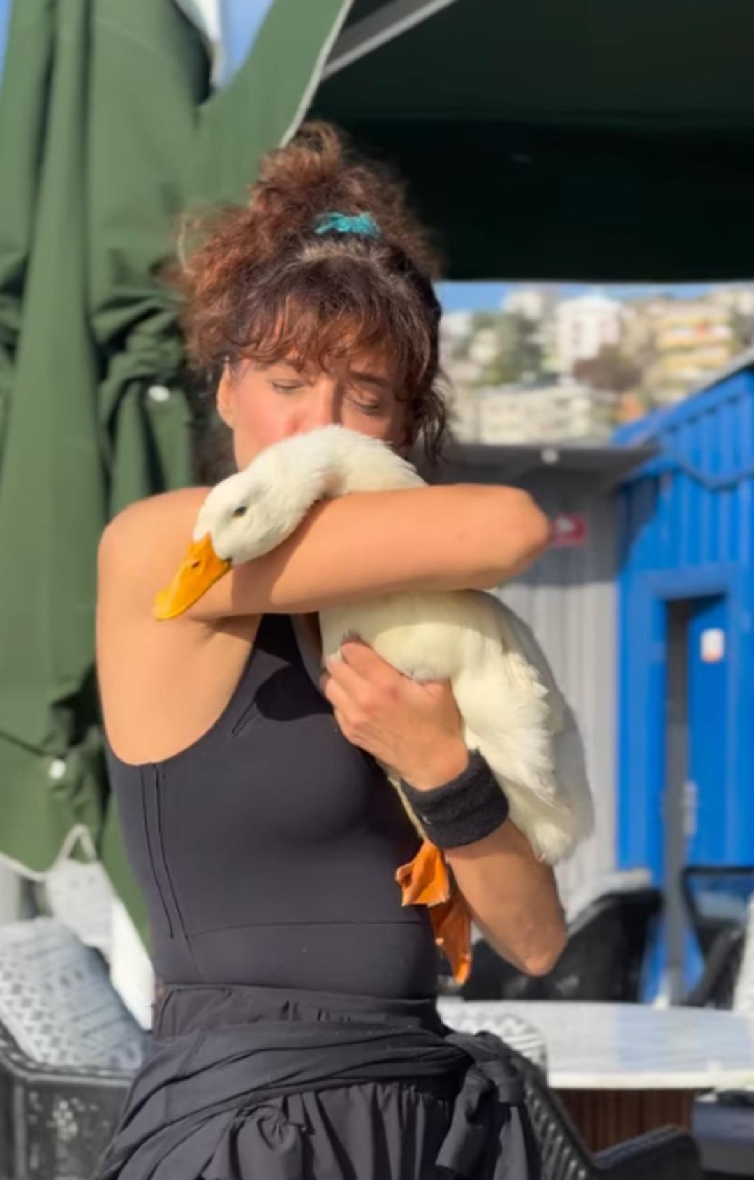 Nehir Erdoğan dan tükenmişlik sendromu itirafı! Huzuru köyde buldu 3