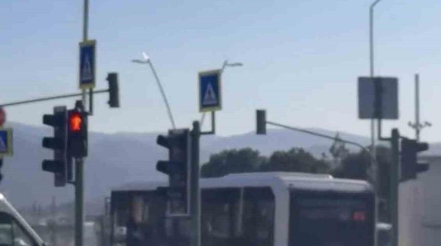 Bursa&rsquo;da &ouml;zel halk otob&uuml;s&uuml; ters şeride girdi