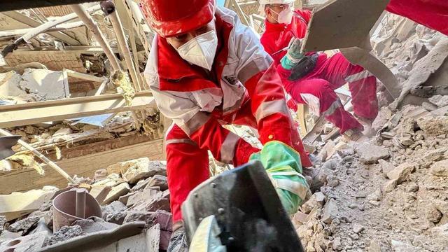 İran Kızılay: "ABD-İsrail saldırılarında 9 bin 669 sivil yapı hasar gördü" 1