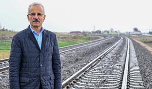 Bakan Uraloğlu duyurdu! Bursa'ya y&uuml;ksek hızlı tren m&uuml;jdesi