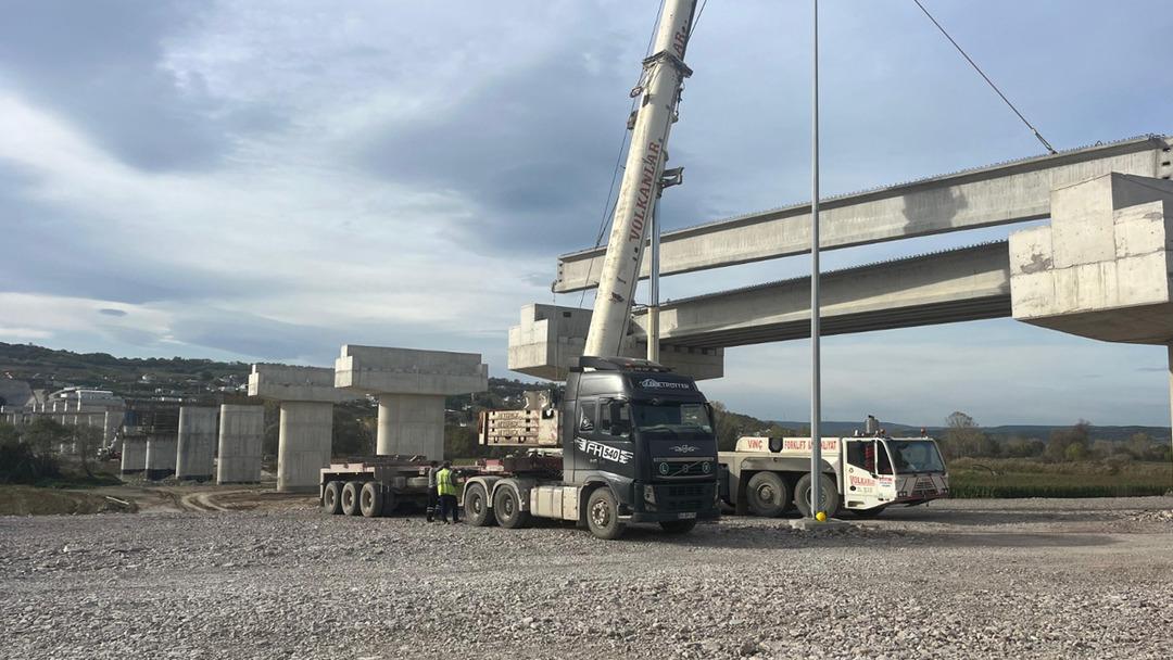 Bakan Uraloğlu duyurdu! Bursa ya y&uuml;ksek hızlı tren m&uuml;jdesi 2