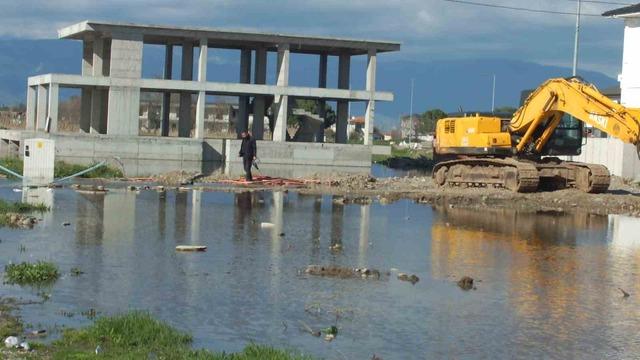 Pis koku yol değiştirtti