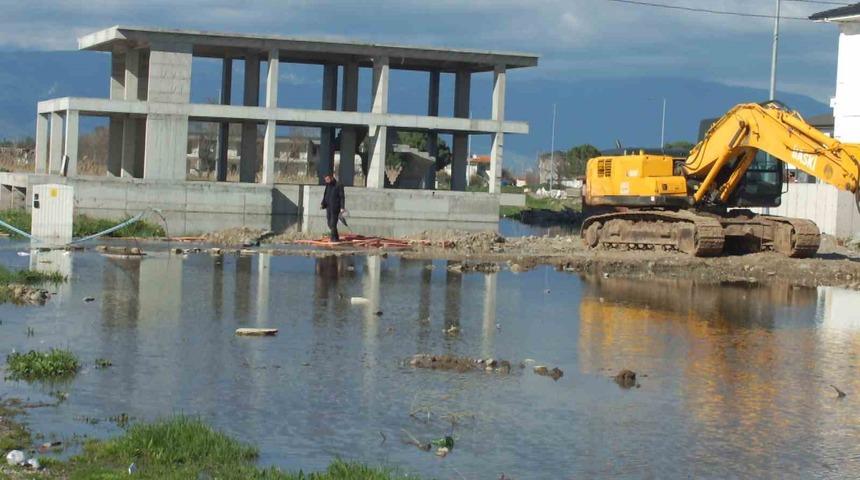 Pis koku yol değiştirtti