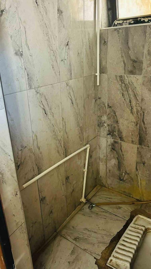 Tomarza&rsquo;da tuvaletlere zarar verdiler 2